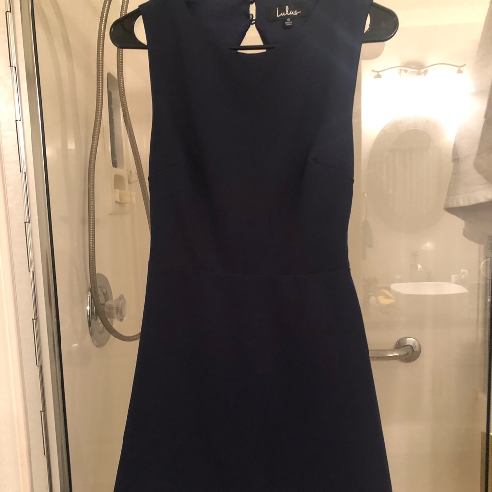 Dress - Picture 4 of 6